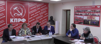 Пресс-конференция КПРФ: в Саратове нет порядка, в Красноармейске - здравого смысла, в Аркадаке в декабре сажают деревья