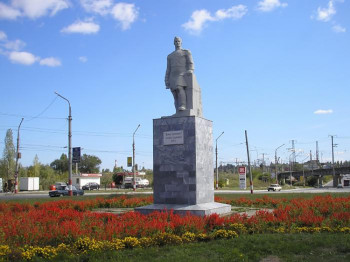 Минобороны сбрасывает балласт: к торгам готовят землю, казарму, столовую и душ воинской части на ВСО в Саратове