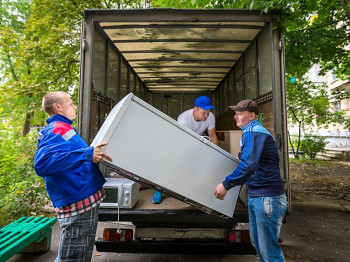 Энгельсский "Инвестор года" распродан за копейки. Новых хозяев нашла промбаза и холодильники