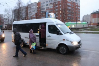 Мэрия Саратова подала в суд на перевозчика "Ершовтрансавто". Отбирает свидетельства на два маршрута?