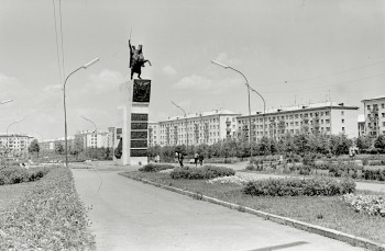 В Пугачеве отреставрируют статую Чапаева, привезенную из Москвы. Два левых сапога комдива менять не будут