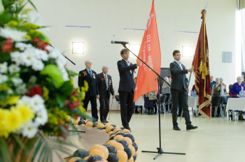 Ветеранов Саратовского НПЗ торжественно наградили медалями «70 лет Победы в Великой Отечественной Войне»