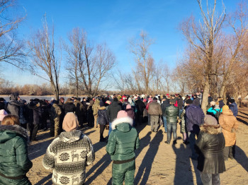 Вместо пляжа - частный яхт-клуб:  дачники на Шумейке протестуют против захвата Волги и пишут Путину. Бюджет на сделке заработал 74 тыс. руб