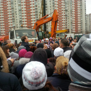 Националисты и сторонники Навального взялись за Новокосино в Москве