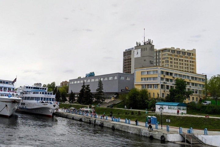 Во всем виноват КУИ: Росимущество и облпрокуратура нашли доводы для второго раунда судов за саратовский речвокзал