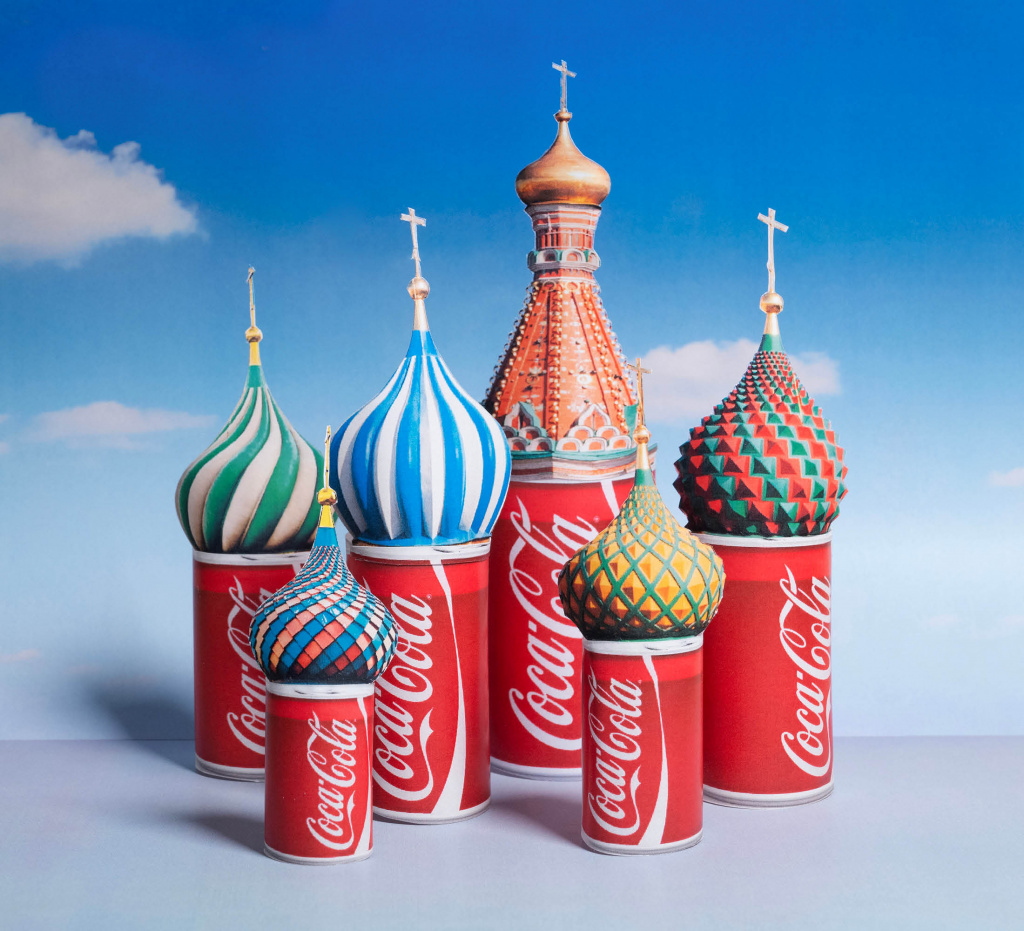 Bloomberg: Coca-Cola и десятки других компаний обещали уйти из России. Но  они по-прежнему здесь | Бизнес-вектор