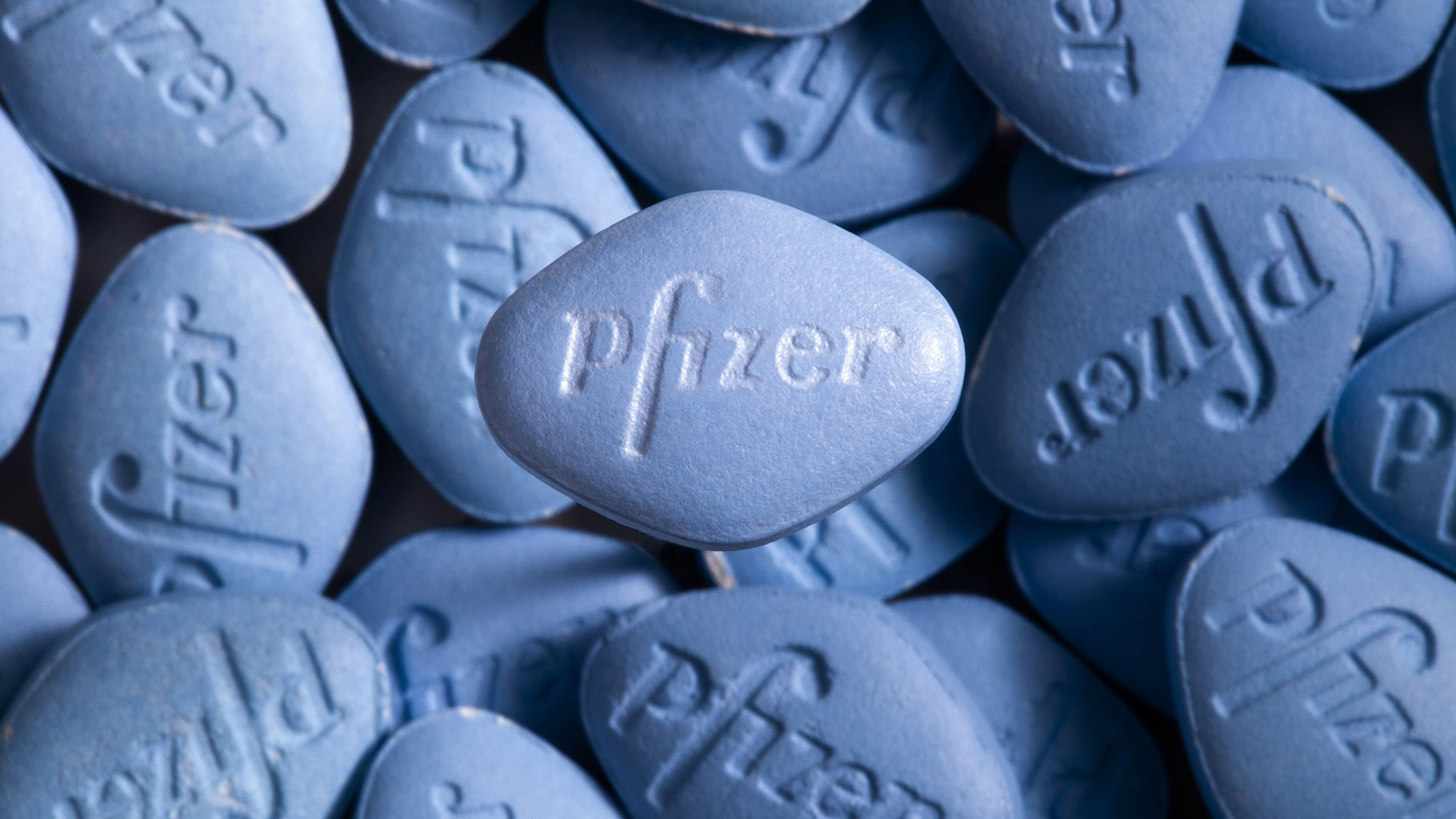 Таблетки дав. Виагра таблетки Pfizer. Таблетки Файзер. Таблетка Pfizer от Covid-19. Pilzer таблетки.