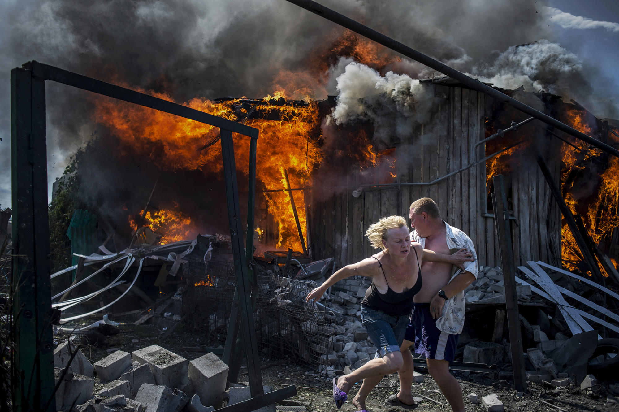 Мирные жители донецка. Валерий Мельников черные дни Украины. 2 Июля 2014 станица Луганская авиаудар. Станица Луганская 2 июля 2014. Война на Украине 2014 Донбасс.